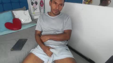 adam_morgan2 online show from November 2025 02:38:02 PM