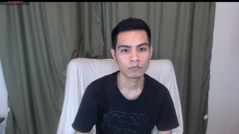 Snapshot of adam_sinclair chatting on October 2025 04:04:02 AM adam_sinclair online show from October 2025 04:04:02 AM