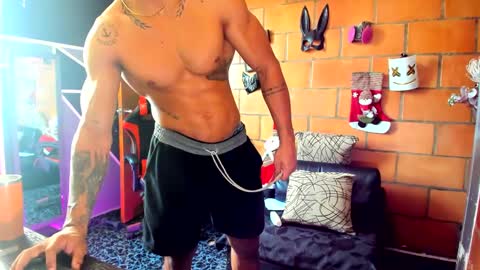 Adam Valencia online show from December 2024 06:06:02 PM