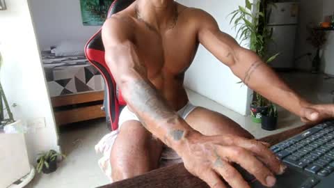 Adam Valencia online show from May 2026 01:52:02 PM