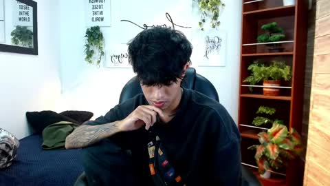 Adam online show from May 2026 01:32:02 AM