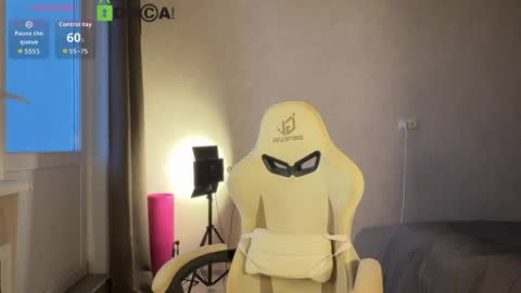 Hi Im Adam Glad to see u here 3 And its my first day online show from April 2026 01:42:02 AM