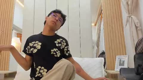 Adams Bobby online show from July 2026 10:55:01 AM