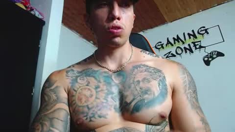 Snapshot of adan_hudson chatting on March 2025 03:24:01 PM Anderson online show from March 2025 03:24:01 PM