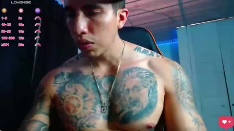 Snapshot of adan_hudson chatting on October 2025 05:25:01 PM Anderson online show from October 2025 05:25:01 PM