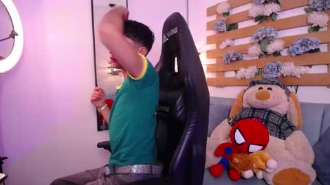 Adan  online show from May 2026 12:32:02 PM