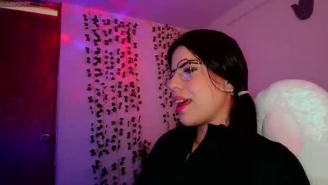 Snapshot of adararose1 chatting on October 2025 06:38:02 PM Adara online show from October 2025 06:38:02 PM