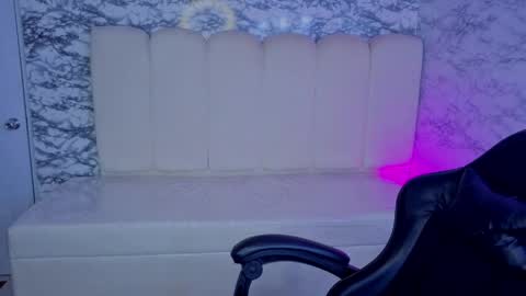 Snapshot of adarasuri_v chatting on June 2026 03:00:02 AM Hi Stream 1000pm to 600am online show from June 2026 03:00:02 AM