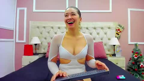 Snapshot of adarussell chatting on December 2024 01:17:01 PM Adda online show from December 2024 01:17:01 PM