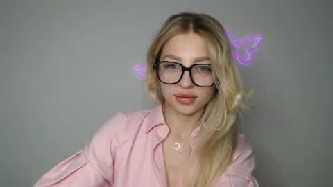 Snapshot of addie_collins chatting on December 2024 09:06:01 AM Kristina online show from December 2024 09:06:01 AM
