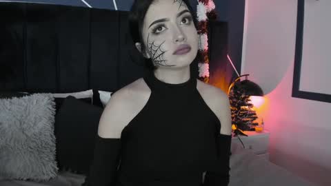 Ade  online show from December 2024 10:45:01 PM