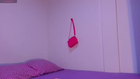 Snapshot of adela_parker chatting on February 2025 06:58:01 PM Adela Parker online show from February 2025 06:58:01 PM