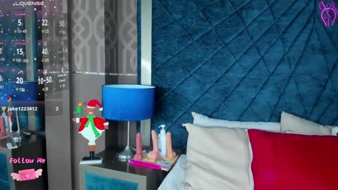 Adelaine online show from December 2024 07:44:01 AM