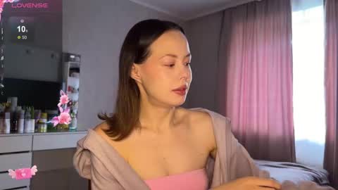 Snapshot of adele_bel chatting on June 2026 03:32:02 AM adele_bel online show from June 2026 03:32:02 AM