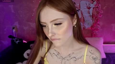 Snapshot of adele_kawaii chatting on September 2025 04:16:02 AM Adele online show from September 2025 04:16:02 AM