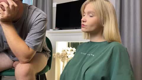 Adele Nick online show from September 2025 08:36:02 AM