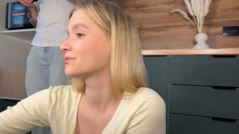 Adele Nick online show from March 2026 11:37:02 AM