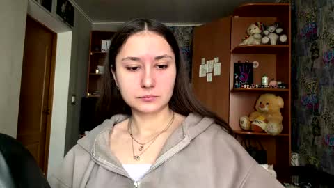 Poly online show from April 2026 09:02:01 AM