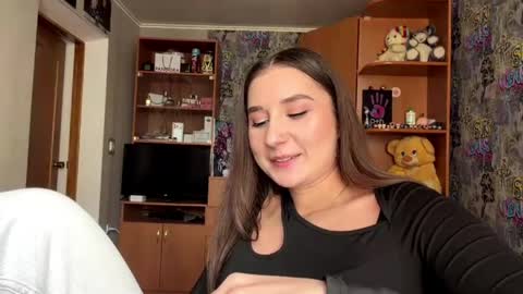 Poly online show from April 2026 11:01:02 AM