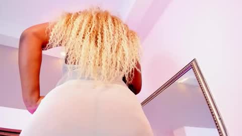 Adele  online show from February 2026 06:56:01 PM