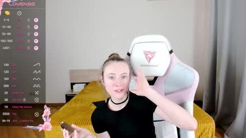 Adelina online show from September 2025 09:31:01 AM