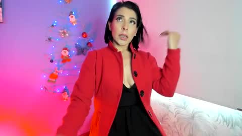 Snapshot of adellelennox_cg chatting on December 2024 02:32:01 PM Adelle online show from December 2024 02:32:01 PM