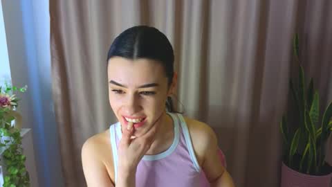 Adellyy online show from March 2026 10:51:01 AM