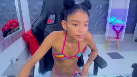 adisson_petite1 online show from January 2026 06:42:02 PM