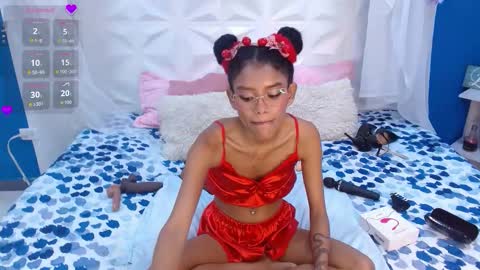adisson_petite1 online show from February 2026 06:08:01 PM