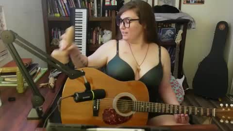 adobe_angel304 online show from October 2025 06:37:01 PM