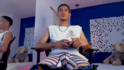 adonis_wb online show from September 2025 10:43:01 PM