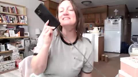 adorable22 online show from January 2025 06:27:02 PM