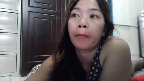 Snapshot of adorable_anna chatting on December 2024 11:39:01 AM annelovesu online show from December 2024 11:39:01 AM