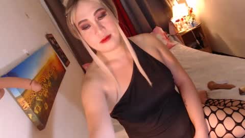 MsKim  online show from March 2025 05:40:01 AM