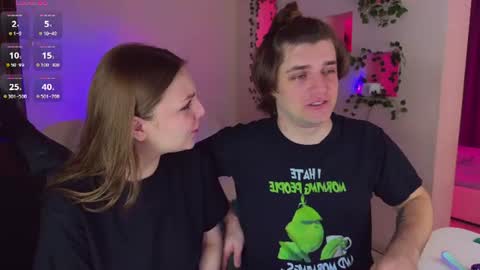 Snapshot of adrean_sofi chatting on June 2026 12:35:01 PM adrean_sofi online show from June 2026 12:35:01 PM