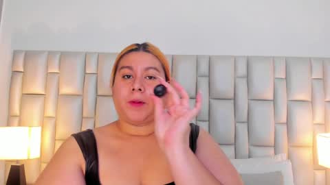 Snapshot of adreeaperez1 chatting on January 2025 11:48:02 AM ANDREA PEREZ online show from January 2025 11:48:02 AM