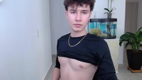 adrian morelli online show from December 2024 06:35:02 PM