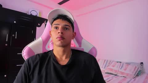 ADRIAN online show from February 2026 07:21:02 PM