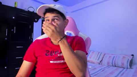 ADRIAN online show from February 2026 07:10:01 PM