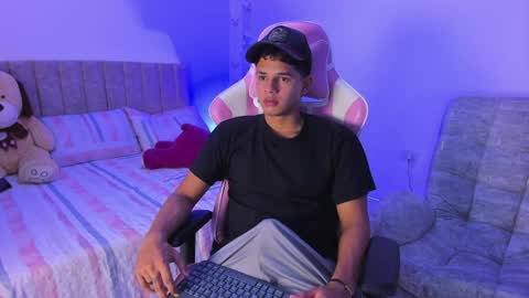 ADRIAN online show from April 2026 06:46:02 PM