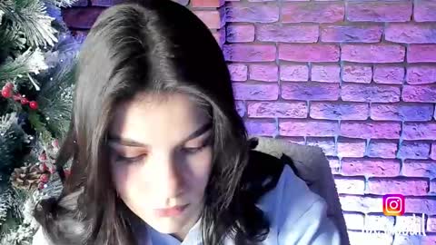 Snapshot of adriana_allen chatting on January 2025 10:50:02 PM Adri online show from January 2025 10:50:02 PM