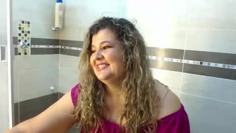 Snapshot of adriana_prettie chatting on April 2026 08:20:02 PM ADRIANA online show from April 2026 08:20:02 PM