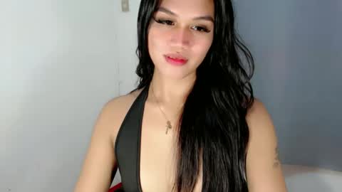 adriana_slutt online show from November 2025 01:11:01 PM