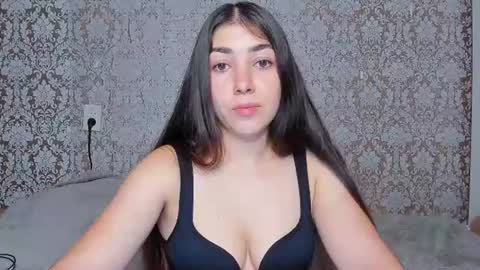 Adriana online show from July 2026 07:07:01 PM