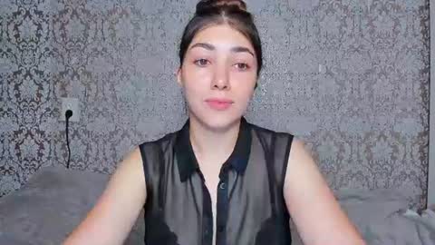 Adriana online show from July 2026 09:53:02 PM