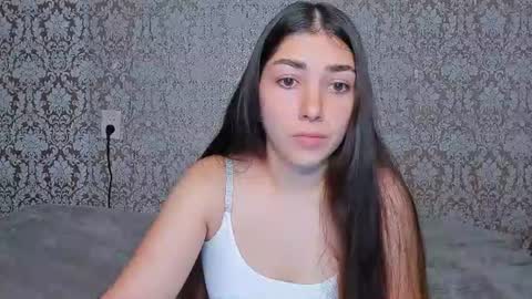 Adriana online show from July 2026 06:36:01 PM