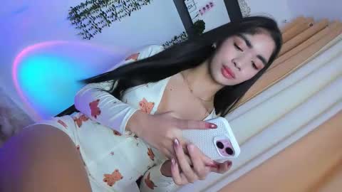 Adriana online show from November 2025 10:14:01 AM