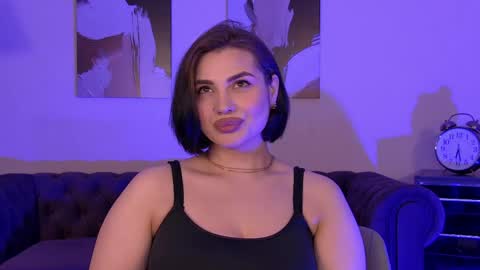 AdrianaTores online show from May 2026 06:25:02 PM