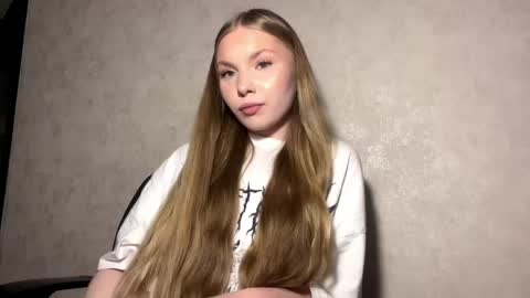 Caroline online show from May 2026 04:25:02 PM