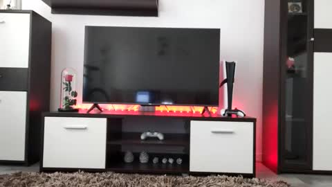 Adriano online show from February 2025 09:38:01 AM